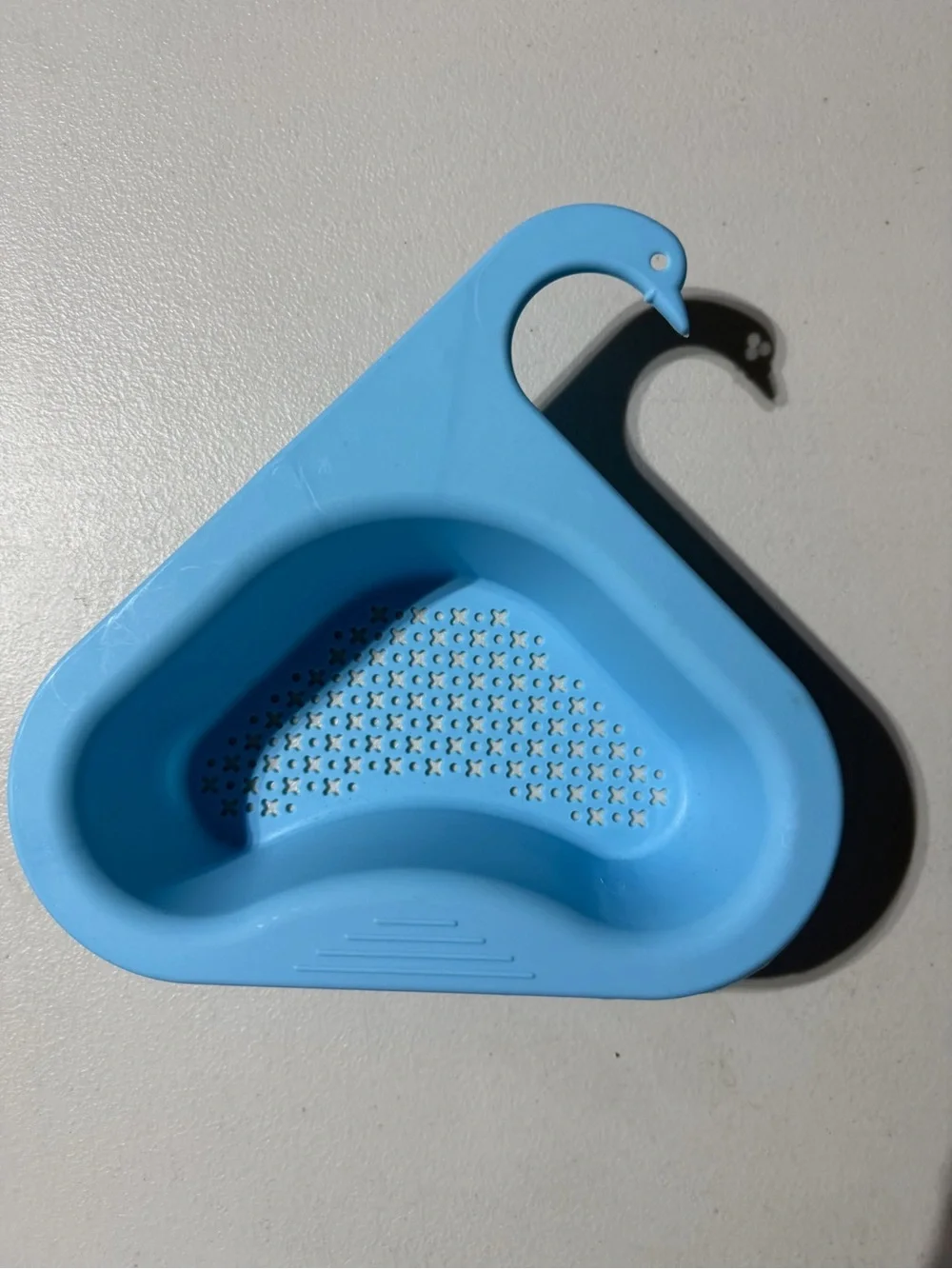 BN Blue swan-shaped kitchen sink drain basket Plastic